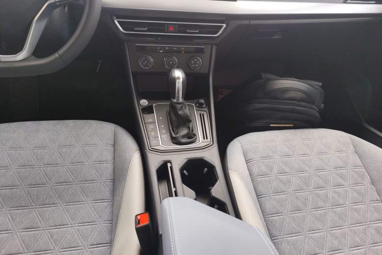 Used Volkswagen Lavida 2023 300TSI DSG Full-Comfort Edition
