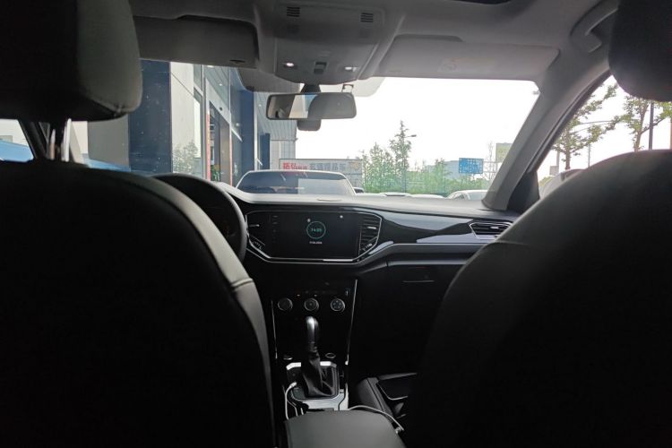 Used Volkswagen T-ROC 2022 280TSI DSG Two-Wheel Drive Comfort PLUS