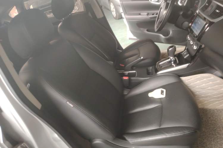 Used Nissan Sylphy 2018 1.6XV CVT Deluxe Edition Right Front Seat