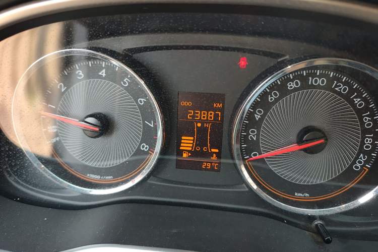 Used Chevrolet Sail 2018 Sail 3 1.5L Manual with Ideal Sunroof Edition Odometer Close Up