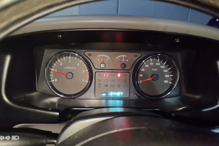 Used Isuzu Pickup 2009 2.8T 4WD Base Model Van 4JB1-TCT Instrument Cluster