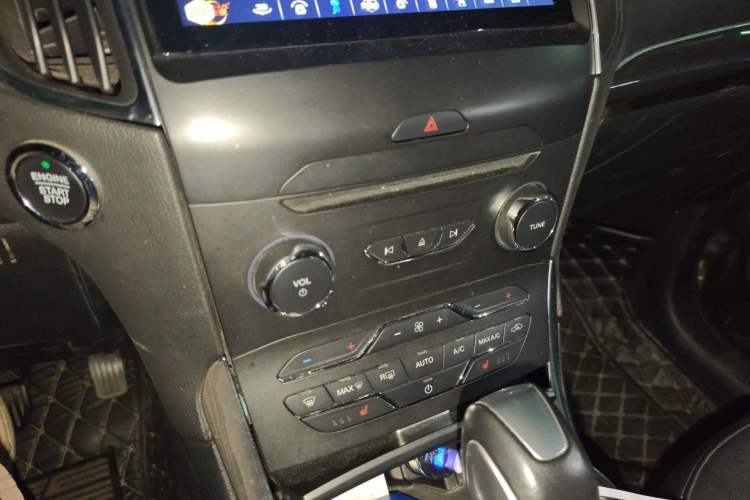 Used Ford Edge 2018 EcoBoost 245 Four-Wheel Drive Titanium 7-Seater