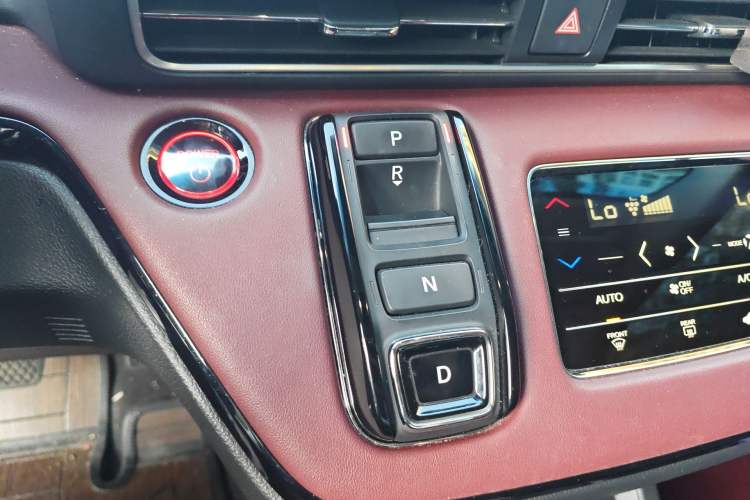 Used Honda Elysion 2022 2.0L eHEV Prestige Edition