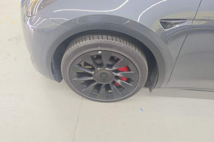 Used Tesla Model Y 2023 Rear-Wheel-Drive Version