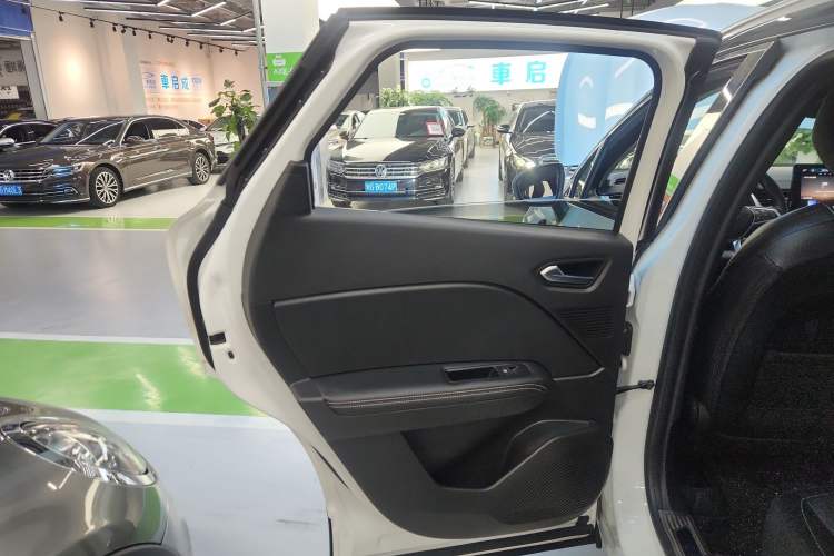 Used Renault Clio 2019 TCe270 Automatic Trendy Model
