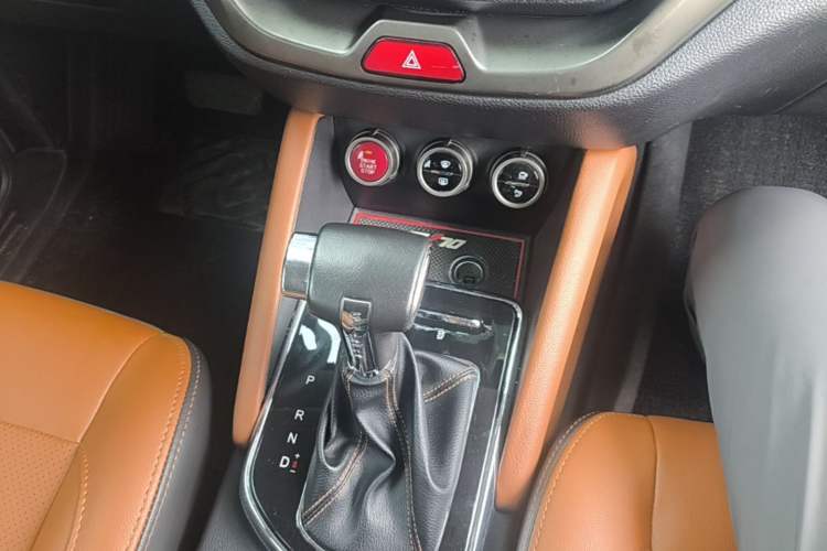 Used CHANGAN OSHAN CX70 2017 CX70T 1.5T Automatic Zunqing Edition
