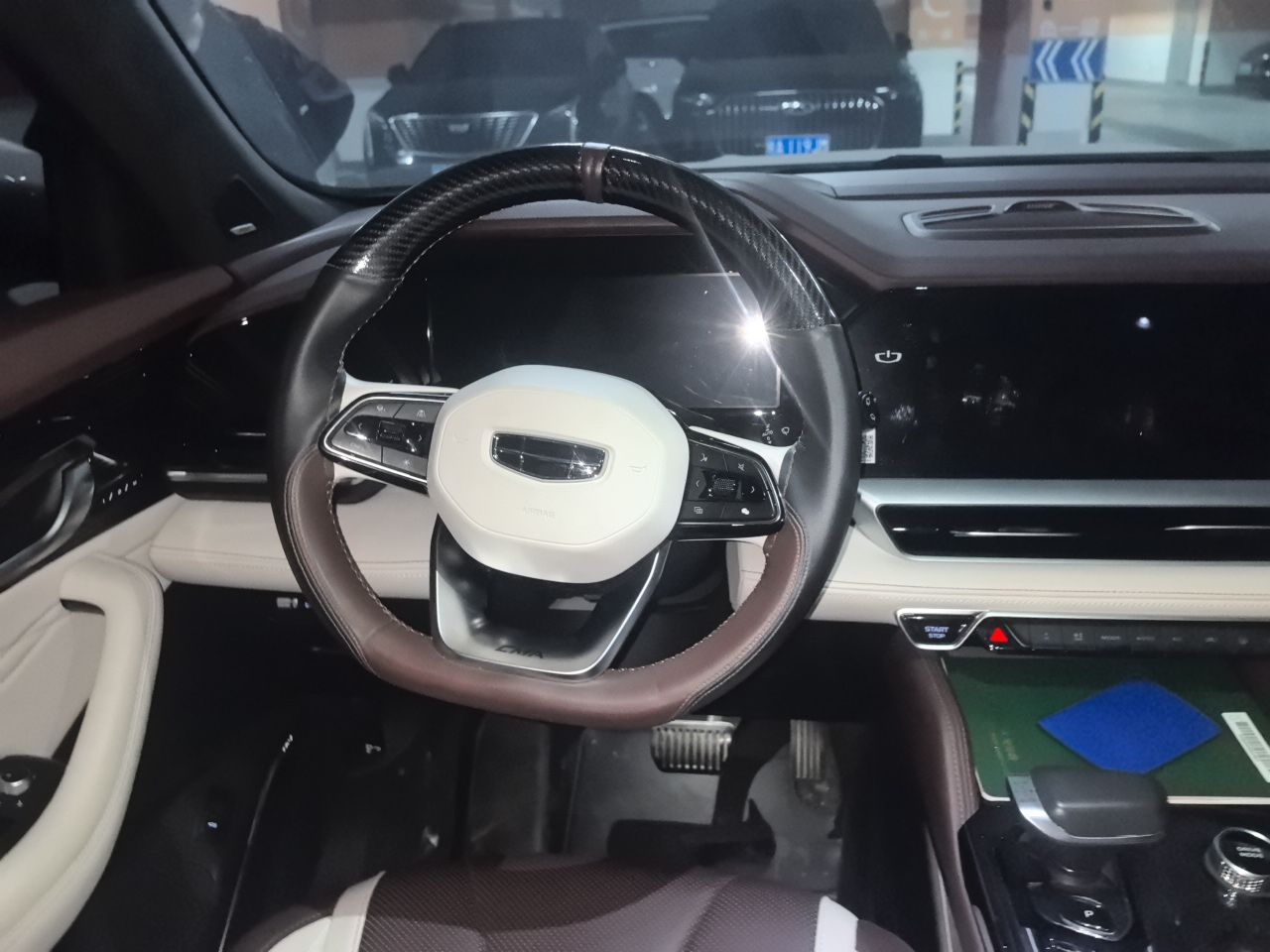 Geely Auto Monjaro L 2021 2.0TD DCT EVO Two-Wheel Drive Smart Luxury Version — снимка 10