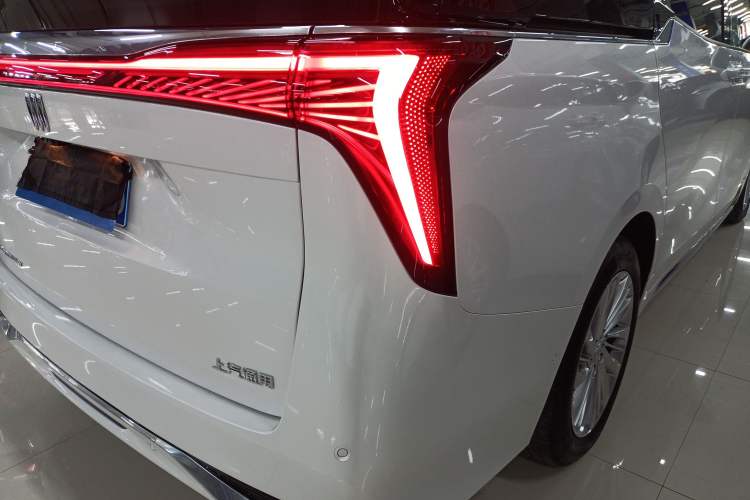 Used Buick Century 2025 2.0T Seven-Seater Yinshi Edition