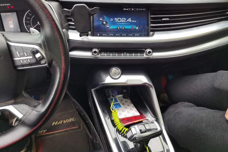 Used Haval H6 2017 Blue Label 2.0T Automatic Two-Wheel Drive Smart Edition
