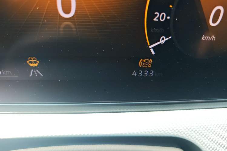 Used Volkswagen Lamando 2024 Lavida L 280TSI DSG Cool & Spicy Edition Odometer Close Up