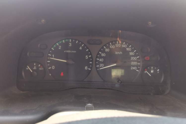 Used Ford Classic Transit 2013 2.8T Diesel Logistics Model with Short Wheelbase and Mid-Roof JX493ZLQ4