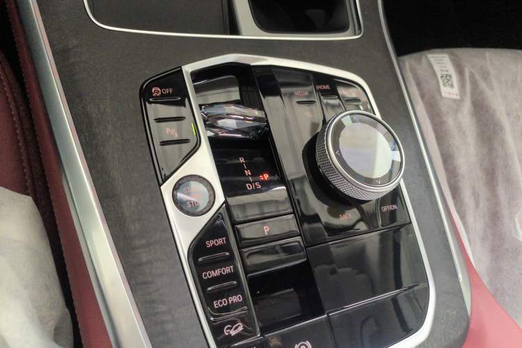 Used BMW X5 2023 xDrive 30Li Luxury M Sport Package