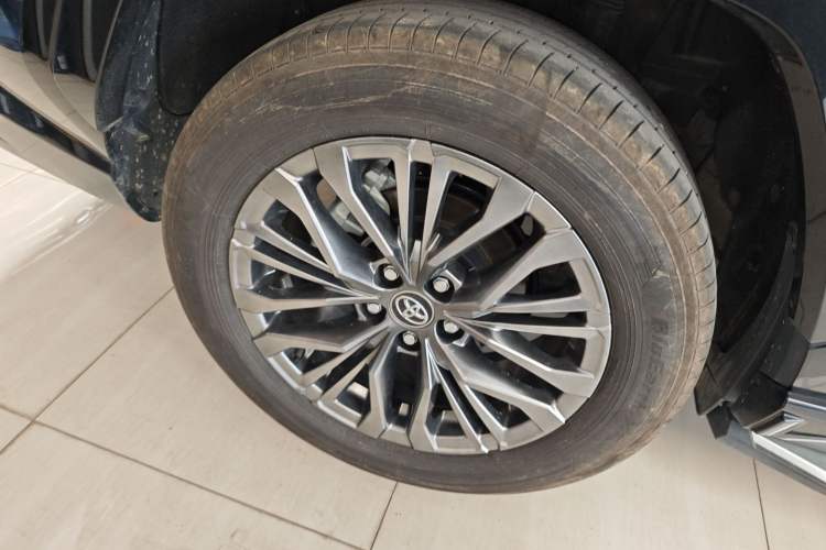 Used Toyota Wildlander 2024 2.0L CVT Two-Wheel Drive Luxury PLUS Edition Exterior 2