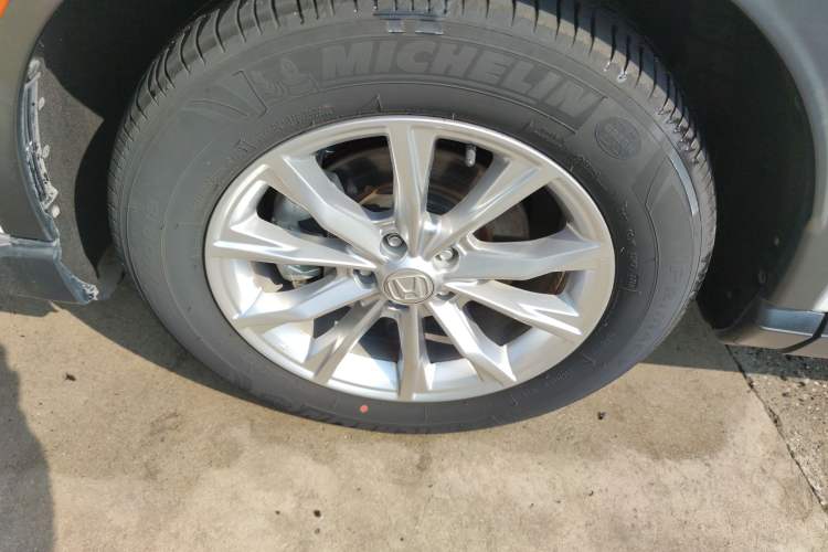 Used Honda CR-V 2023 240TURBO Two-Wheel Drive Deluxe Edition 7 Seats Left Front Wheel Hub