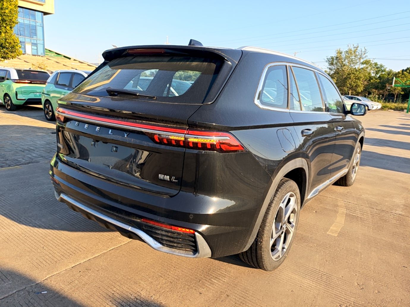 Geely Auto Monjaro L 2024 2.0TD DCT EVO Two-Wheel Drive Long-Range Version — снимка 6