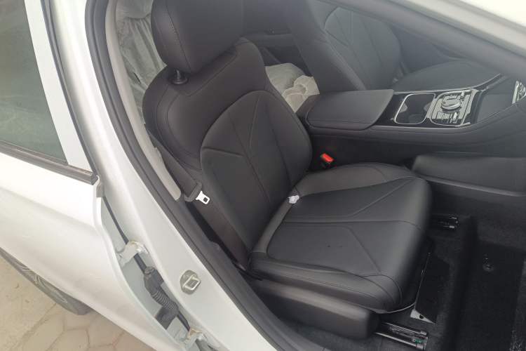 Used Geely Galaxy Galaxy Stellar 6 2026 Model 60km Sailing Edition