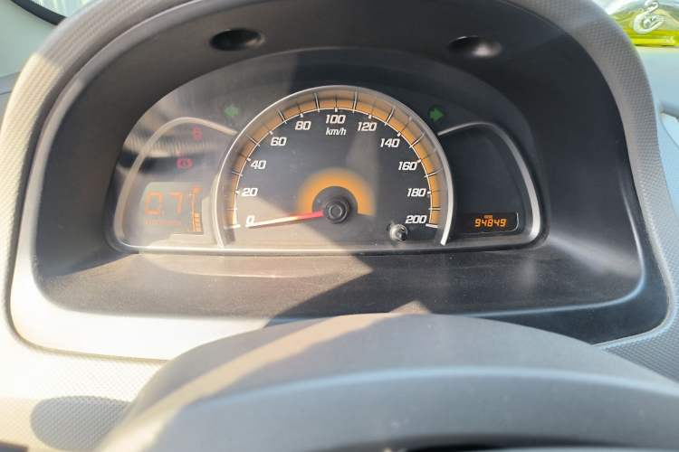 Used Chevrolet Sail 2010 Sedan 1.2L Manual Warm Edition
