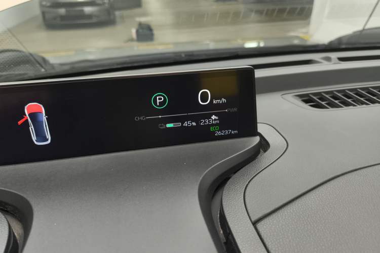 Used Toyota bZ3 2023 616 km Long-Range Premium