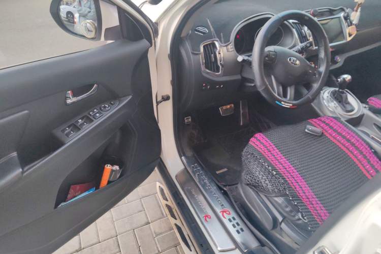 Used Kia Sportage R 2016 2.0L Automatic Two-Wheel Drive DLX Driver Seat