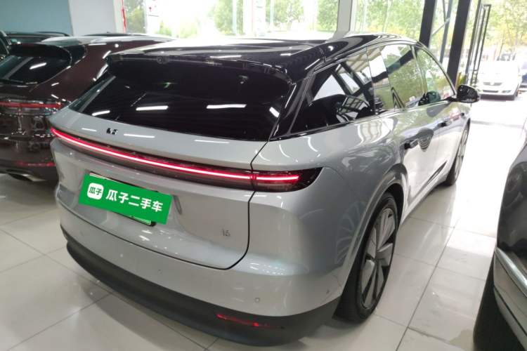 Used Li Auto i6 2025 Model Two-Wheel-Drive Standard Type Rear Right 45 Deg