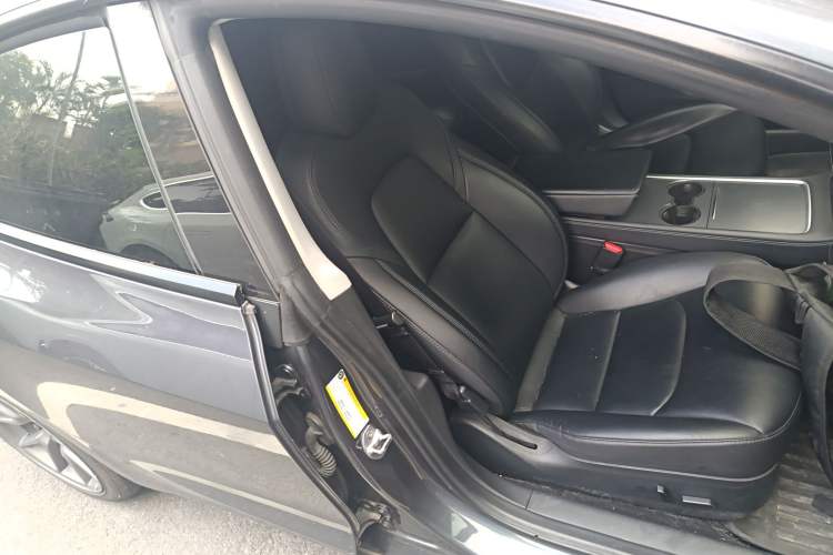 Used Tesla Model 3 2022 Rear-Wheel-Drive Version