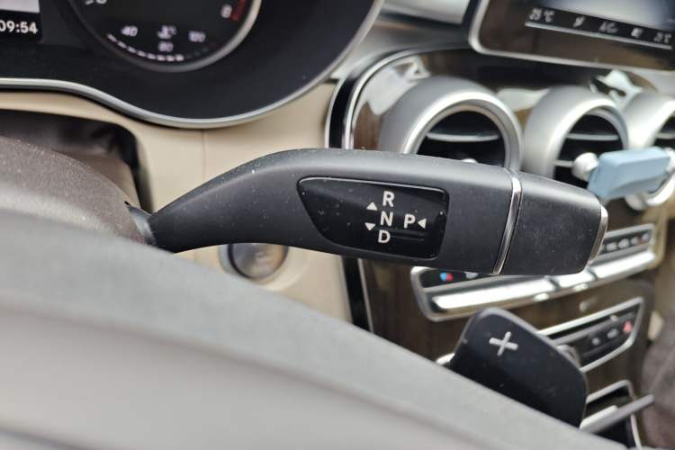 Used Mercedes-Benz C-Class 2015 Facelift C 200 L
