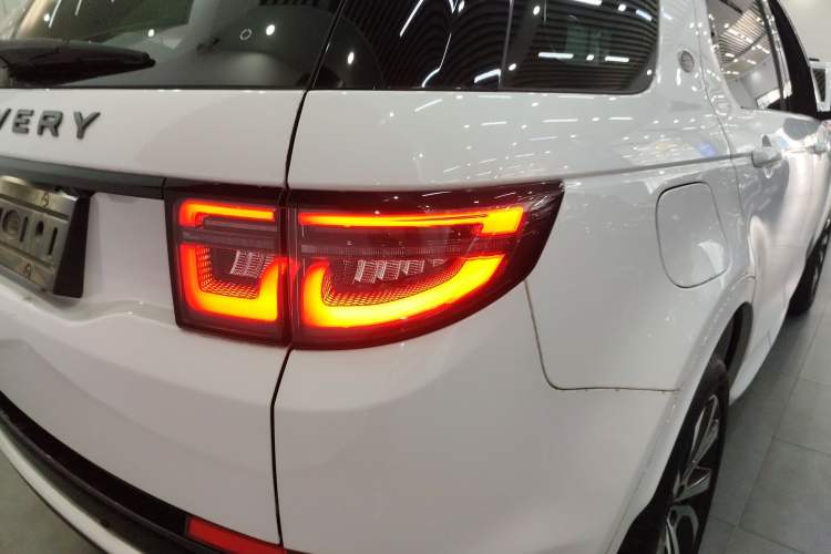 Used Land Rover Discovery Sport 2020 249 PS R-Dynamic Performance Edition Right Rear Taillight