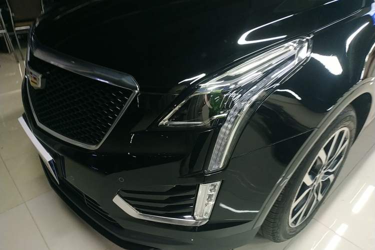 Used Cadillac XT5 2022 2.0T Four-Wheel Drive Luxury Version (Hummingbird Edition) Left Front Headlight