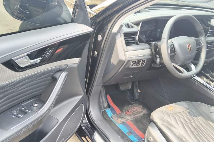 Used Hongqi HS5 2022 Revised Version 2.0T Smart Connect Flagship Edition