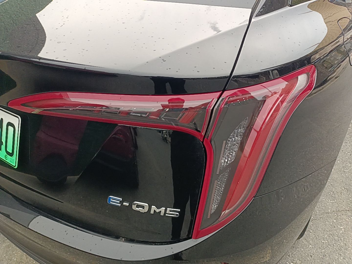 Hongqi E-QM5 2023 Base Travel Edition — снимка 9