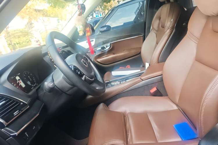 Used Volvo XC90 2020 Facelifted T6 Zhiya Luxury 7-Seater
