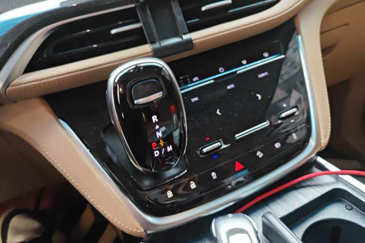 Used Buick GL8 2021 ES Land Cruiser 653T Luxury Edition