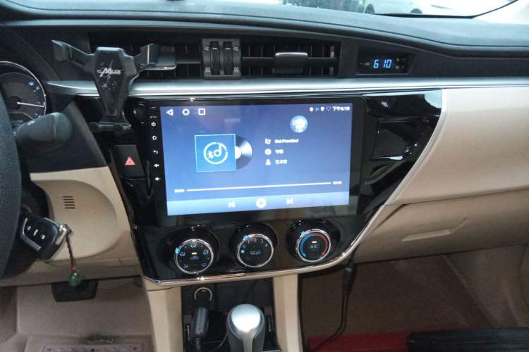 Used Toyota Corolla 2014 1.6L CVT GL Audio And AC Panel