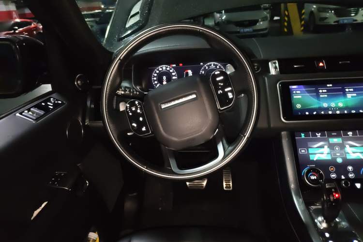 Used Land Rover Range Rover Sport 2019 3.0 L6 HSE DYNAMIC