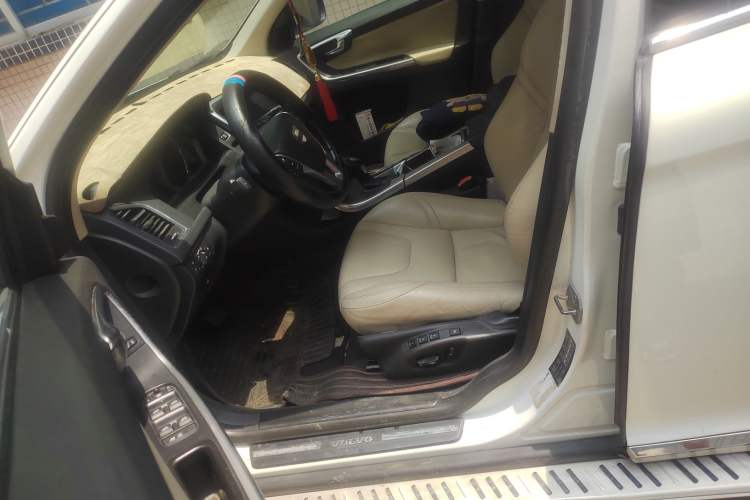 Used Volvo XC60 2014 T5 Zhiya Edition Left Front Seat