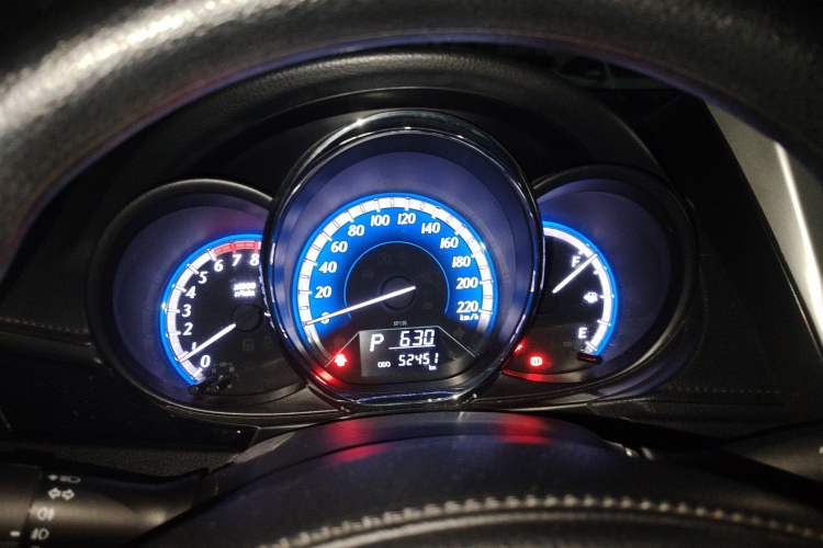 Used Toyota YARiS L Zhi Xiang 2019 1.5G CVT Xuan Dong Sunroof Version China VI Standard Instrument Cluster