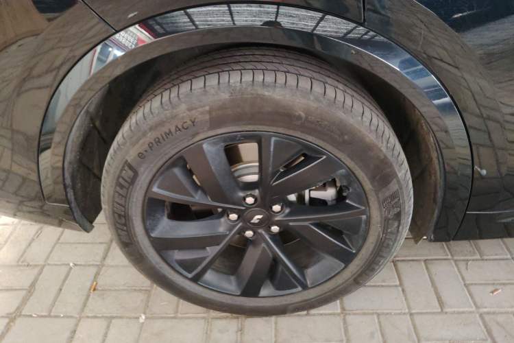 Used Li Auto L8 2023 Pro Model
