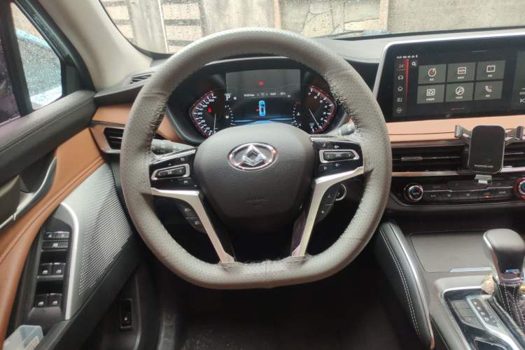 Used SAIC MAXUS D90 2017 2.0T Automatic All-Wheel Drive Sirius