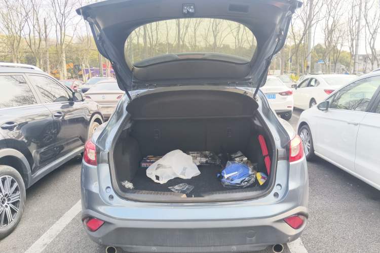 Used Mazda CX-4 2018 2.0L Automatic Two-Wheel Drive Blue Sky Premium Upgrade Version China VI Standard