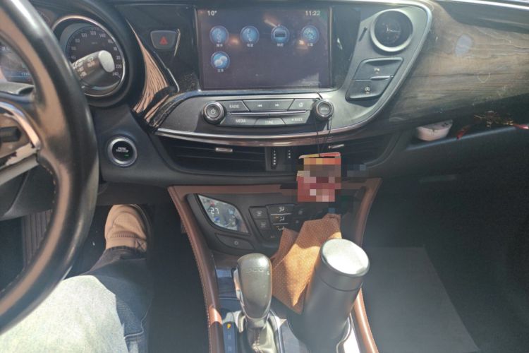 Used Buick Envision 2017 20T Two-Wheel Drive Elite Version Audio And AC Panel