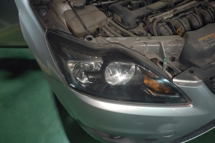 Used Ford Focus 2013 Hatchback Classic 1.8L Automatic Base Model
