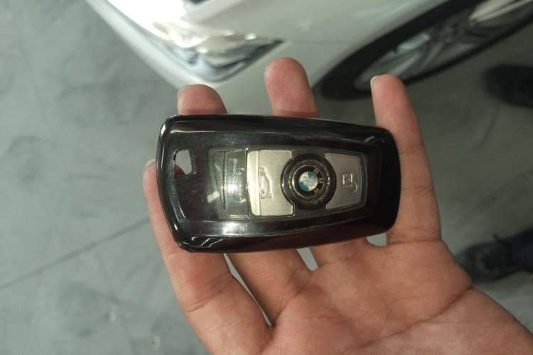 Used BMW 3 Series 2018 318i Vehicle Key