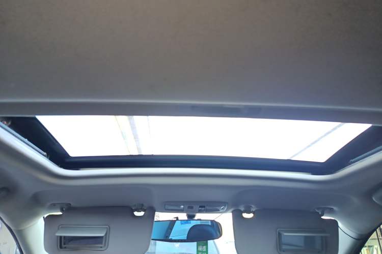 Used Mitsubishi Lancer EX 2015 1.8L Manual ZhiShang Edition China IV Headliner