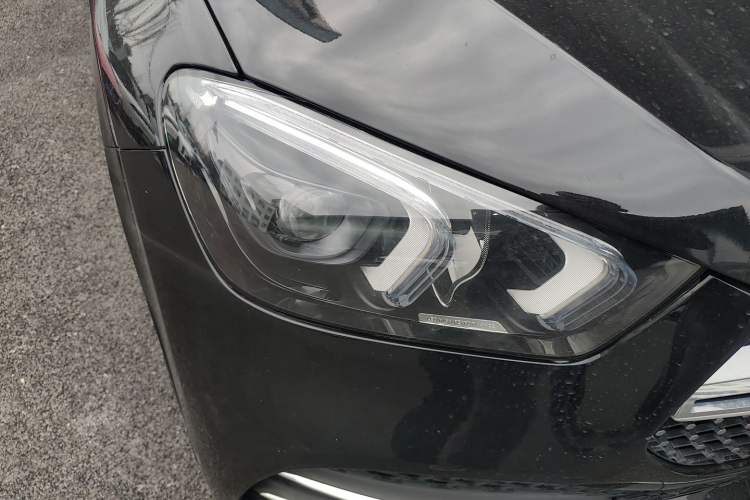 Used Mercedes-Benz GLE 2021 GLE 350 4MATIC Stylish Model Right Front Headlight