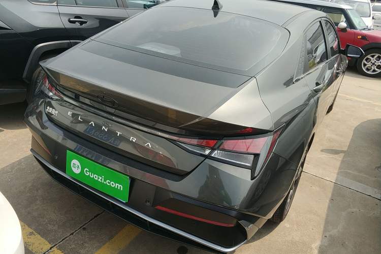 Used Hyundai Elantra 2023 1.5L CVT GLX Elite Edition Rear Right 45 Deg