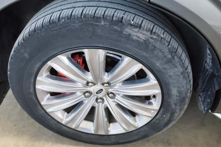 Used Ford Explorer 2020 EcoBoost 285 4x4 Titanium Edition 7-Seater