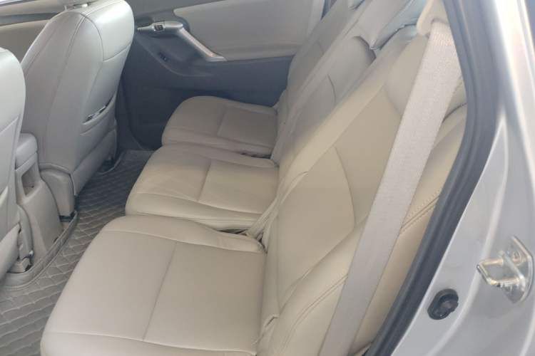 Used Toyota Verso 2014 Starlight 180E CVT Elite Edition