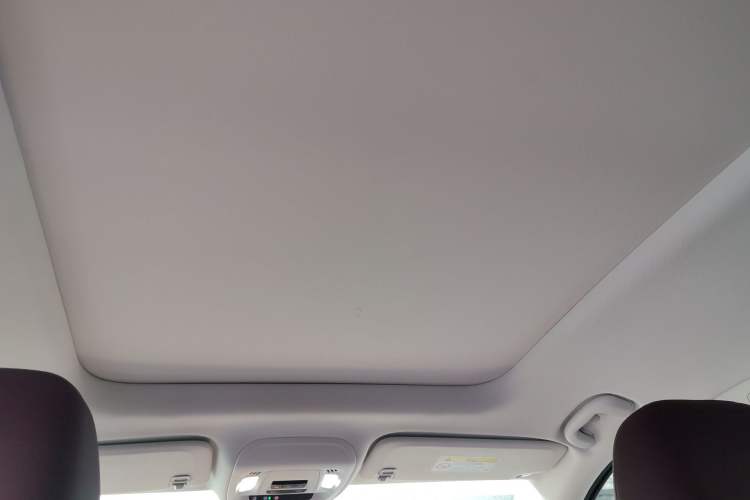 Used Buick Envision 2025 Encore Plus 28T Two-Wheel-Drive Platinum Edition
