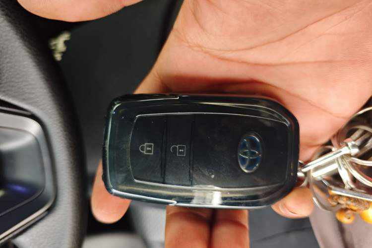 Used Toyota Corolla Cross 2024 2.0L Smart Electric Hybrid Dual-Engine Pioneer Edition