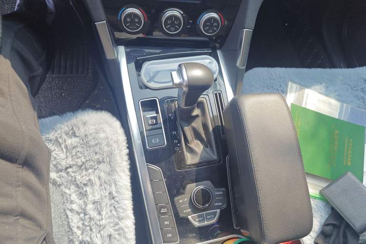 Used Haval H7 2016 Blue-Label H7 2.0T Automatic Elite Model